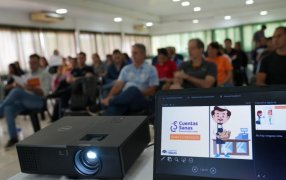 Taller "Cuentas Sanas" para emprendedores del Municipio de Apóstoles: El evento contó con una gran participación de asistentes quienes recibieron herramientas prácticas para la gestión financiera de sus negocios