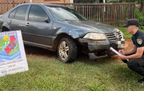 San Antonio: Policías de Misiones secuestraron el vehículo que habría sido participe de un siniestro vial