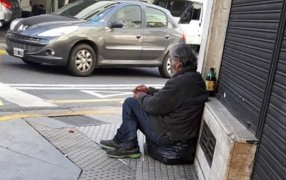 En el último semestre: La pobreza alcanzó el 42,9% en Octubre, según la Universidad Di Tella