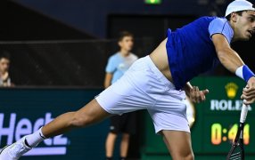 El tenista argentino Francisco Cerúndolo perdió ante Shapovalov y ya no quedan argentinos en París