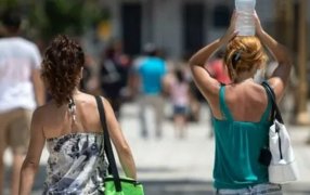 AMBA: El pronóstico del tiempo para hoy viernes, el SMN elevó el nivel de alerta por temperaturas extremas para la región más poblada del país