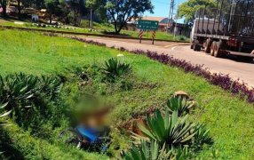 Un motociclista de 43 años perdió la vida en un siniestro vial, despistó en la rotonda principal de la localidad misionera de Puerto Esperanza