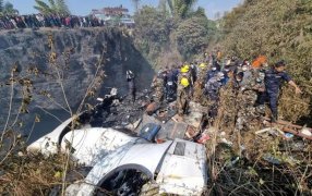 El peor accidente en 30 años: Tragedia en Nepal, murieron 67 personas al estrellarse un avión, en el que viajaba un argentino