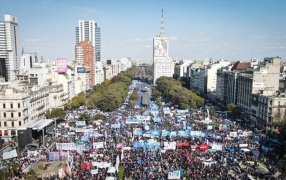 La Justicia investigará a funcionarios y dirigentes por retener tarjetas de los beneficiarios del Potenciar Trabajo