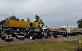 Gendarmería Nacional secuestró importantes cantidades de cubiertas en dos procedimientos diferentes