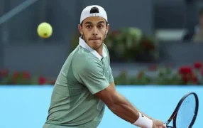 Tenis: Francisco Cerúndulo quedó eliminado del Masters de Roma, también cayó Novak Djokovic