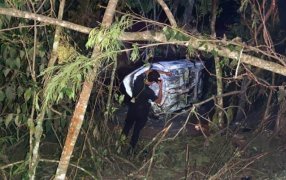 Un hombre de 31 años falleció en un despiste vehicular sobre la Ruta Nacional N° 12 en cercanías al acceso a la ciudad misionera de Puerto en Iguazú