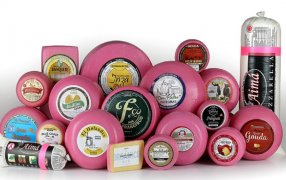 Los quesos de Tandil se pintan de rosa para sensibilizar sobre el cáncer de mama