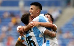 La Selección Argentina Sub 23 venció a Ucrania y clasificó a cuartos de los Juegos Olímpicos 2024