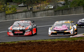 Turismo Carretera en Posadas: Otto Fritzler le ganó el duelo a Agustín Canapino y le dio a Toyota su primera victoria de la temporada