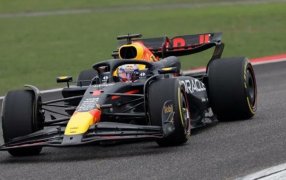 Fórmula 1 en Shanghái: Max Verstappen brilló y ganó por primera vez en el Gran Premio de China, lo siguieron Lando Norris y Sergio Pérez