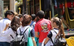 El Estado Provincial invierte 600 millones de pesos diarios en el Boleto Estatal Estudiantil Gratuito Misionero