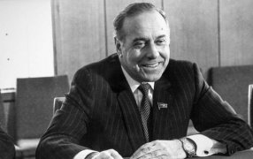 Se cumplen 101 años del nacimiento del líder nacional del pueblo azerbaiyano, Heydar Aliyev