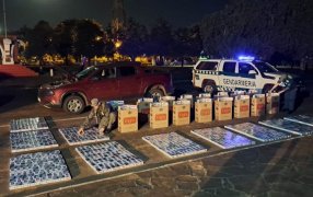Gendarmería Nacional secuestró cigarrillos trasladados en vehículo robado