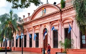 Misiones: Declararon asueto administrativo para la administración pública provincial los días 24 y 31 de Diciembre de 2024