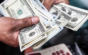 No tiene freno: El dólar blue no detiene su escalada y sigue rompiendo récords