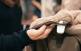 Las ventas minoristas cayeron 0,1% en Abril y suman una baja del 0,7% en el primer cuatrimestre
