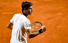 Tenis: Tomás Etcheverry ganó y avanzó a segunda ronda en el Masters 1000 de Montecarlo, perdió Facundo Díaz Acosta