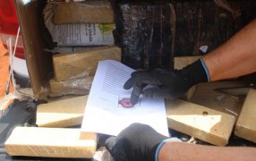 Un detenido con 47 kilos de marihuana luego de evadir control de Gendarmería nacional, también hallaron cigarrillos de origen extranjero que carecían del aval aduanero correspondiente  en otro procedimiento