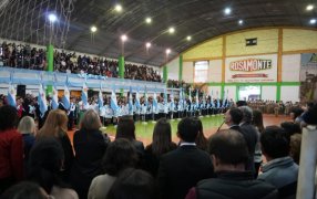Día de la Bandera en Apóstoles: En uno de los espacios cubiertos de la Expo Yerba se realizó el acto en conmemoración al General Manuel Belgrano