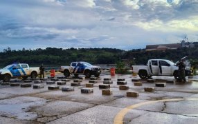 Prefectura Naval Argentina incautó más de una tonelada de marihuana en la provincia de Misiones