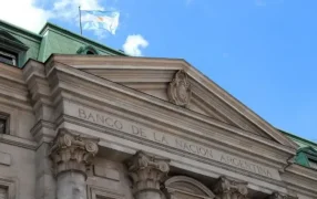 Se publicó en el Boletín Oficial: Antes de viajar a Estados Unidos, el Presidente Javier Milei firmó el Decreto para convertir al Banco Nación en Sociedad Anónima