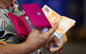 La inflación de Enero fue de 2,2%, la más baja desde Julio de 2020, y acumuló 84,5% en el último año