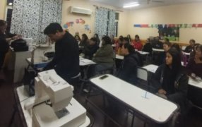 Posadas: Presentaron curso de Operador Junior en manejo de Bordado Semi Industrial
