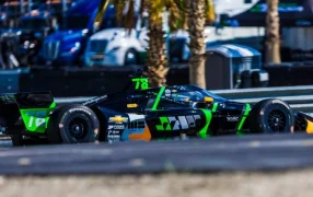 Agustín Canapino terminó décimo en la IndyCar de Thermal Club