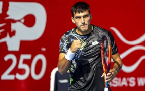 Tenis: El argentino Roman Burruchaga festejó su mejor victoria, venció al italiano Lorenzo Sonego y avanzó a la segunda ronda del Masters de Roma