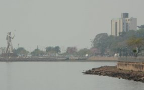 Posadas: La estudiantina suspende la prueba piloto por el humo que cubre la provincia de Misiones