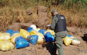 Gendarmería Nacional secuestró marihuana valuada en más de 770 millones de pesos: El estupefaciente se encontraba acopiado y oculto en una zona montuosa