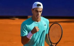 Tenis: Francisco Cerúndolo se quedó con el duelo de argentinos frente a Francisco Comesaña en el ATP 500 de Hamburgo