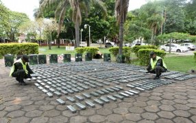 Gendarmería Nacional secuestró más de 4 kilos de marihuana y 25 mil paquetes de cigarrillos