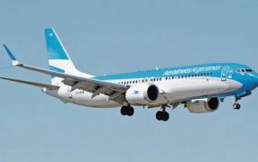 Por humo en la cabina, un avión de Aerolíneas Argentinas que iba a Puerto Iguazú debió aterrizar en Posadas