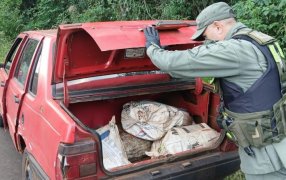 Abandonó su automóvil cargado con marihuana: Fue ante la presencia de un control de Gendarmería Nacional