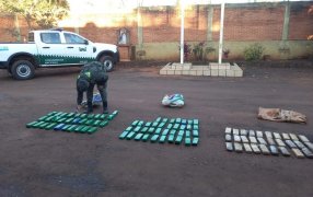 Gendarmería Nacional secuestró 98 paquetes que contenían marihuana