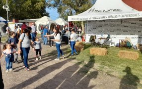 El RENATRE brindó asesoramiento y promovió la registración de trabajadores rurales y empleadores en la Expo Suipacha 2023