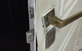 Dos detenidos por intentar usurpar una vivienda en el Barrio A-4 en el conurbano de la ciudad de Posadas