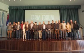 Cuatro Frentes Políticos presentaron sus propuestas de frente al campo en el Coloquio de Ideas de la FARM