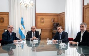 El Gobernador Passalacqua firmó convenios con el Ministro Francos para la finalización del Hospital Nivel II de la localidad de Puerto Rico