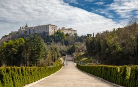 Papa Francisco nombra nuevo abad de histórico monasterio donde nació la orden benedictina