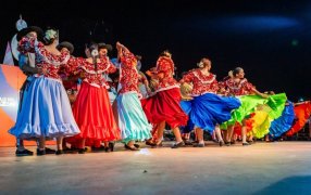 Posadas: Un centenar de personas disfrutó el cierre de los prefestivales