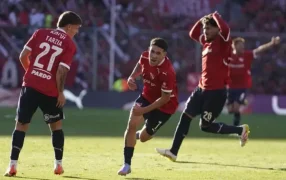 Torneo Apertura: Independiente venció a Independiente Rivadavia de Mendoza y enfrentará a Boca Juniors en los cuartos de final