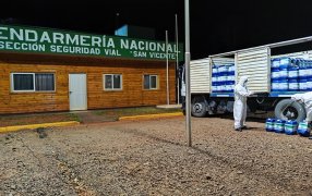 10.000 litros de agroquímicos ilegales eran transportados un camión proveniente de San Luis, cuyo destino final se encontraba en la localidad misionera de Bernardo de Irigoyen