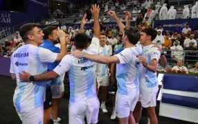 Argentina campeón en el Mundial de Pádel en Qatar: El equipo masculino reaccionó a tiempo y se impuso por 2 a 1 ante España en la final de certamen