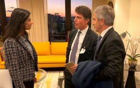 1.900 millones de dólares de vencimientos en Enero: Este jueves llega una misión del FMI para renegociar el acuerdo por la deuda