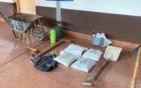 Posadas: Robaron a un jardinero y fueron detenidos minutos después