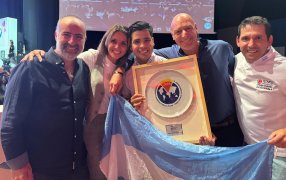 Argentina sube al podio por primer vez en su historia en el Campeonato Mundial de la Pizza de Italia en "Pizza Napolitana"