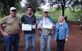 Productores apícolas de la ciudad de Apóstoles, obtuvieron premios destacados en un Concurso Internacional de Mieles en la provincia de Entre Ríos